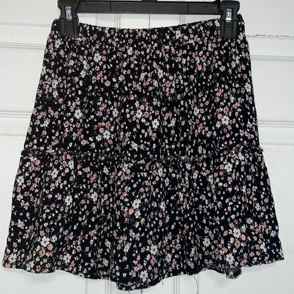 Ardene black mini skirt tiered - Picture 2 of 3